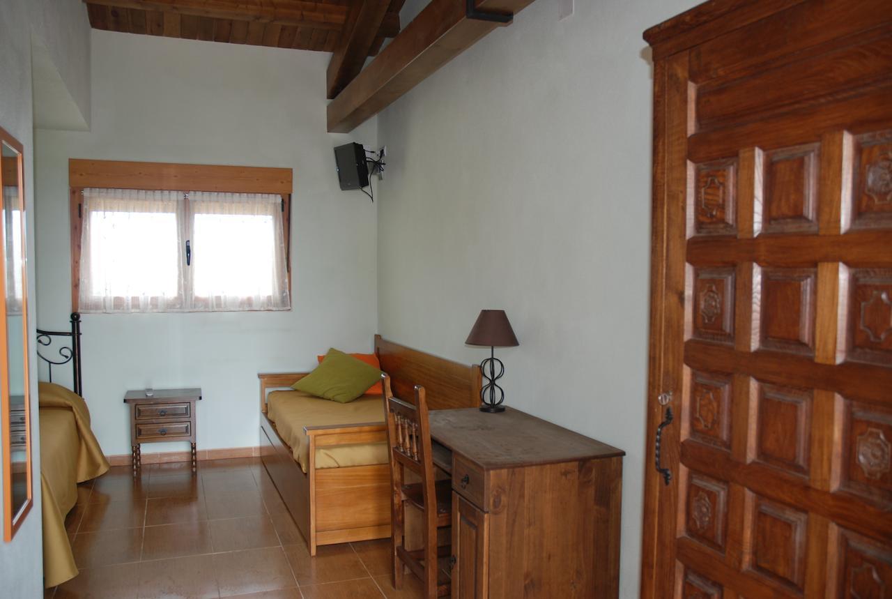 Casa Rural Teso De La Encina Villamor de los Escuderos Rom bilde